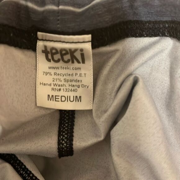EXCELLENT CONDITION TEEKI LOVE THE ELEPHANT LEGGINGS SIZE MEDIUM - Picture 5 of 7